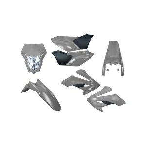 KIT PLASTICOS TORNADO CON FARO